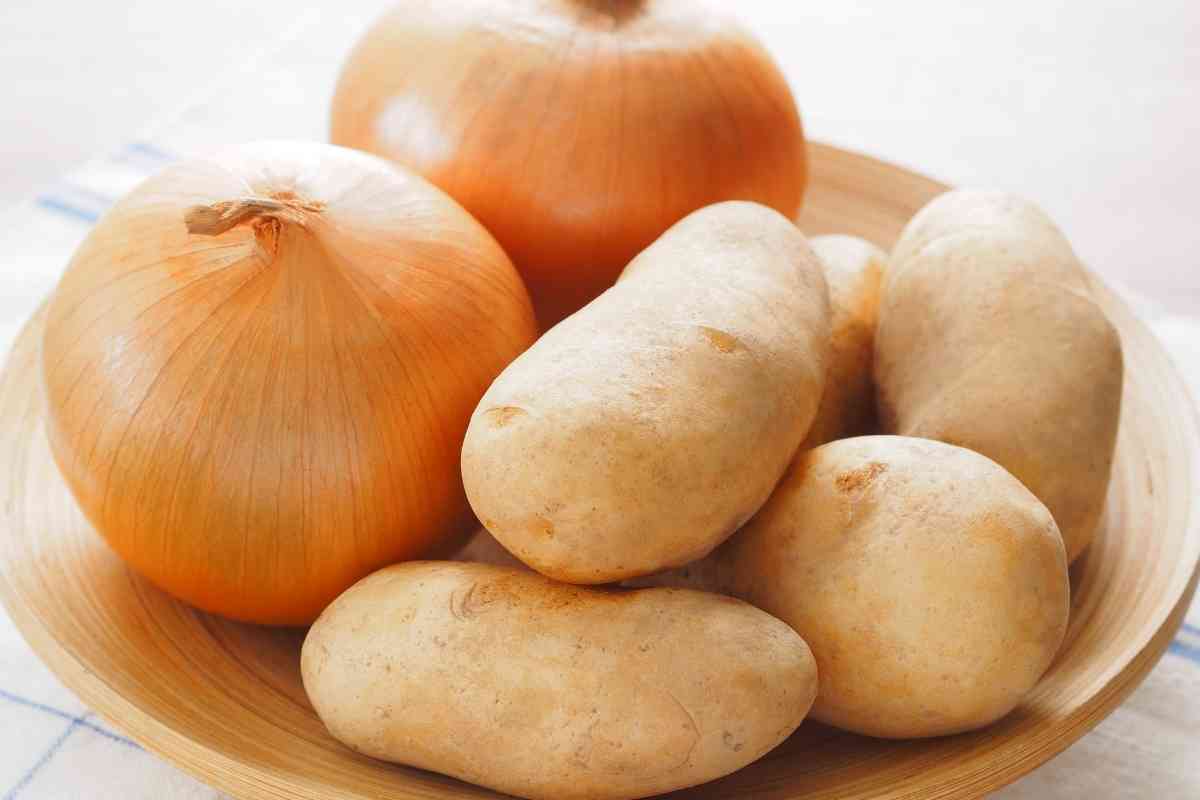 How To Store Potatoes and Onions the Right Way? DIY Ideas