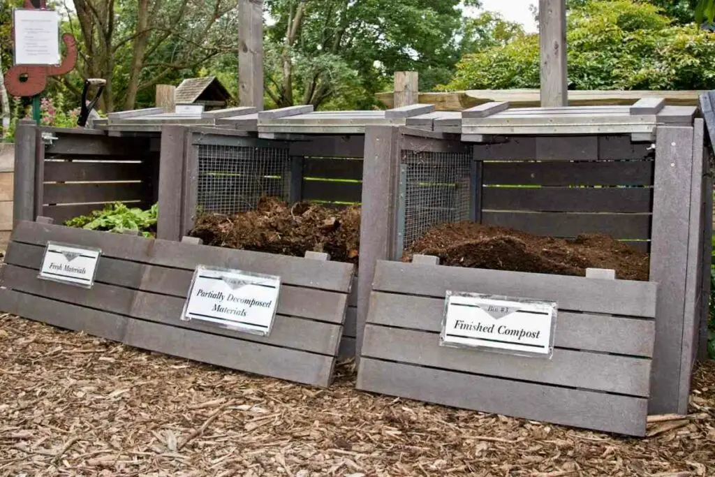 How Long Until Compost Heats Up? 