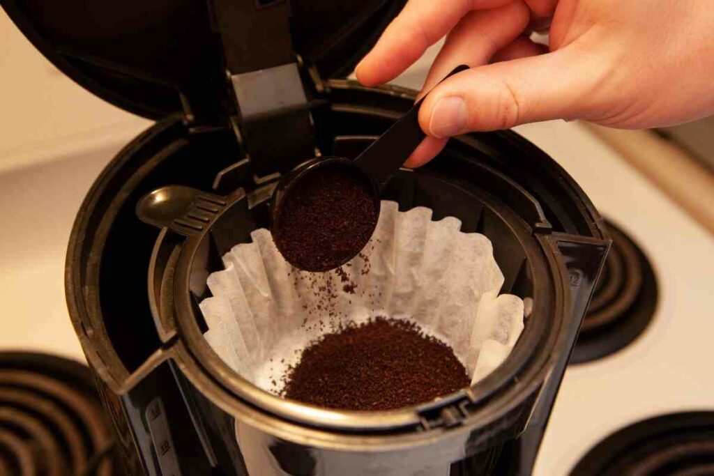 composting the coffee filters benefits